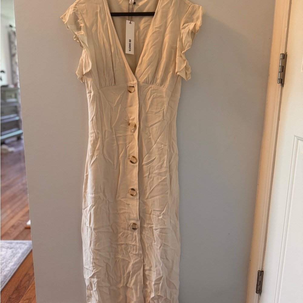 BB Dakota Cream Thats Amore Empire Waist Dress